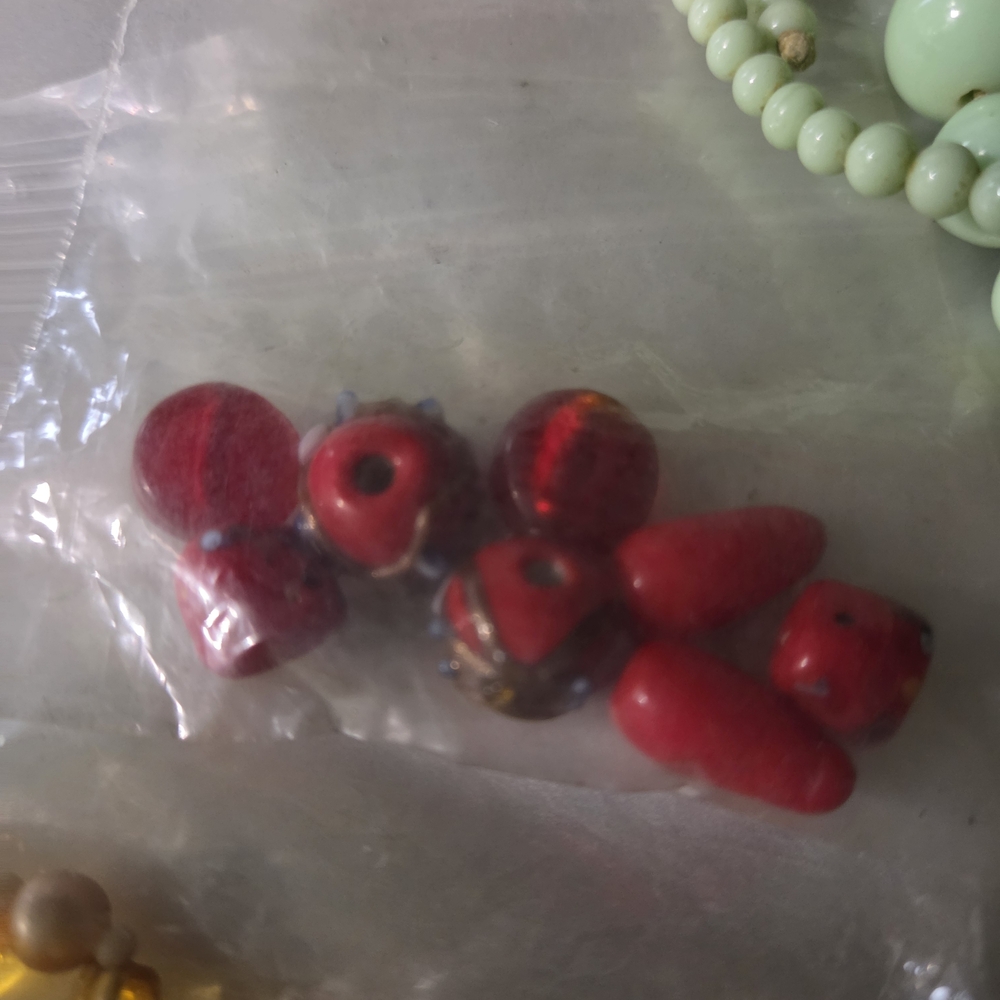 Mixed Bead Lot with White, Cream, Green & Red Beads - Picture 2 of 6